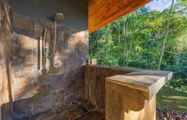MAIN HOME AND GUEST CASITA WITH OCEAN VIEW  – 3.39 ACRES