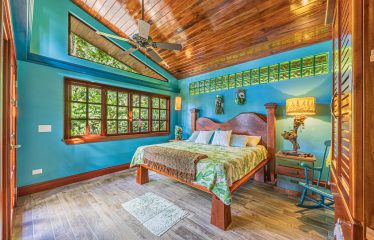MAIN HOME AND GUEST CASITA WITH OCEAN VIEW  – 3.39 ACRES