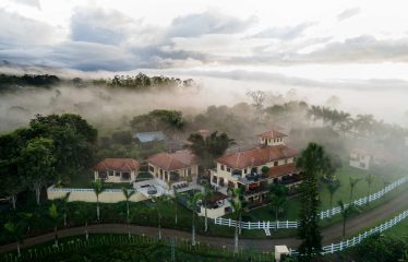 PREMIER LUXURY ESTATE RANCHO VILLA VERDE A FAMILY COMPOUND / BOUTIQUE HOTEL STYLE – 107.95 ACRES