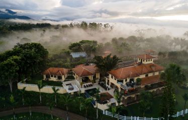 PREMIER LUXURY ESTATE RANCHO VILLA VERDE A FAMILY COMPOUND / BOUTIQUE HOTEL STYLE – 107.95 ACRES