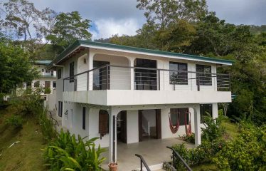 LUXURY HOME WITH GUEST HOUSE AND AMAZING OCEAN VIEWS – 3.33 ACRES