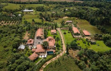 PREMIER LUXURY ESTATE RANCHO VILLA VERDE A FAMILY COMPOUND / BOUTIQUE HOTEL STYLE – 107.95 ACRES