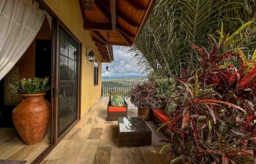 PREMIER LUXURY ESTATE RANCHO VILLA VERDE A FAMILY COMPOUND / BOUTIQUE HOTEL STYLE – 107.95 ACRES