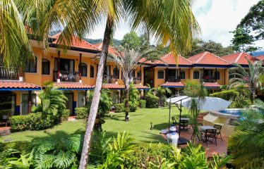 LUXURY BOUTIQUE HOTEL WITH OCEAN AND MOUNTAIN VIEWS- 26 ROOMS