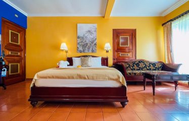 LUXURY BOUTIQUE HOTEL WITH OCEAN AND MOUNTAIN VIEWS- 26 ROOMS