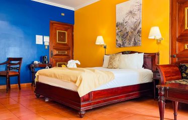 LUXURY BOUTIQUE HOTEL WITH OCEAN AND MOUNTAIN VIEWS- 26 ROOMS