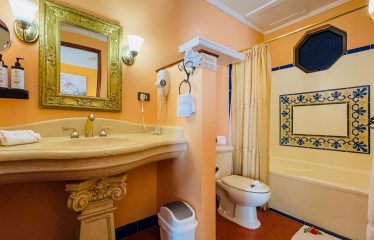 LUXURY BOUTIQUE HOTEL WITH OCEAN AND MOUNTAIN VIEWS- 26 ROOMS