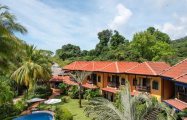 LUXURY BOUTIQUE HOTEL WITH OCEAN AND MOUNTAIN VIEWS- 26 ROOMS