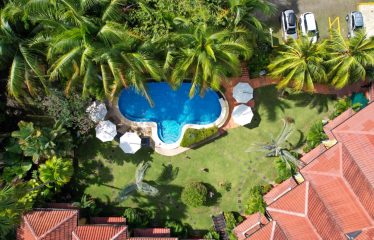 LUXURY BOUTIQUE HOTEL WITH OCEAN AND MOUNTAIN VIEWS- 26 ROOMS