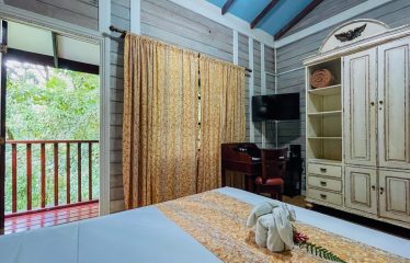 LUXURY BOUTIQUE HOTEL WITH OCEAN AND MOUNTAIN VIEWS- 26 ROOMS