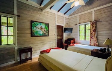 LUXURY BOUTIQUE HOTEL WITH OCEAN AND MOUNTAIN VIEWS- 26 ROOMS