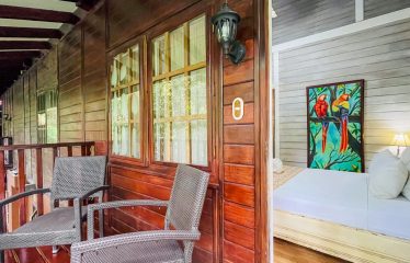 LUXURY BOUTIQUE HOTEL WITH OCEAN AND MOUNTAIN VIEWS- 26 ROOMS