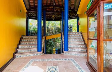 LUXURY BOUTIQUE HOTEL WITH OCEAN AND MOUNTAIN VIEWS- 26 ROOMS