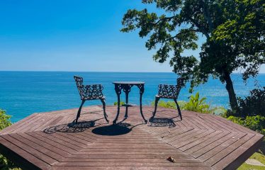 LUXURY 4 BEDROOM BEACHFRONT HOME IN ESCALERAS