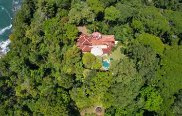 LUXURY 4 BEDROOM BEACHFRONT HOME IN ESCALERAS