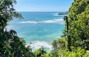 LUXURY 4 BEDROOM BEACHFRONT HOME IN ESCALERAS