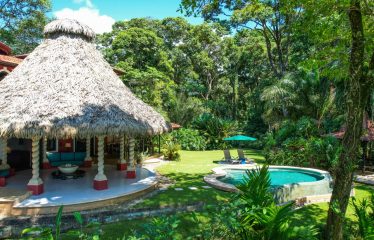 LUXURY 4 BEDROOM BEACHFRONT HOME IN ESCALERAS