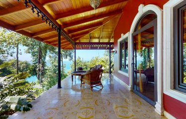 LUXURY 4 BEDROOM BEACHFRONT HOME IN ESCALERAS