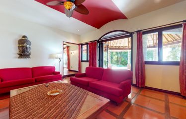 LUXURY 4 BEDROOM BEACHFRONT HOME IN ESCALERAS