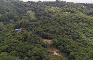 LAND WITH DEVELOPMENT POTENCIAL IN ESCALERAS