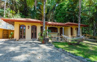 NIDO ESCONDIDO – LUXURY ESTATE WITH 2 VILLAS, POOL, AND SPECTACULAR VIEWS