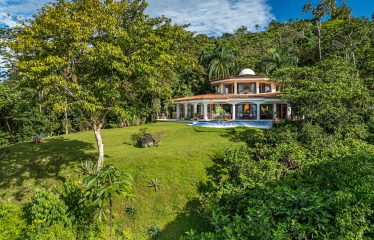 LUXURY HOME WITH AMAZING WHALE TAIL VIEWS 7.5 ACRES