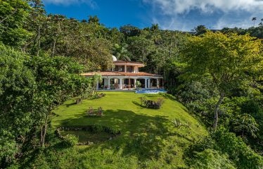 LUXURY HOME WITH AMAZING WHALE TAIL VIEWS 7.5 ACRES