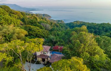 NIDO ESCONDIDO – LUXURY ESTATE WITH 2 VILLAS, POOL, AND SPECTACULAR VIEWS