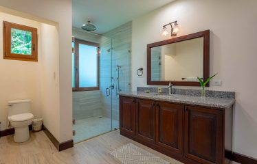 NIDO ESCONDIDO – LUXURY ESTATE WITH 2 VILLAS, POOL, AND SPECTACULAR VIEWS