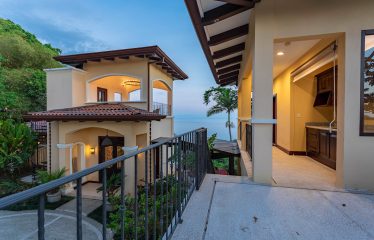 NIDO ESCONDIDO – LUXURY ESTATE WITH 2 VILLAS, POOL, AND SPECTACULAR VIEWS