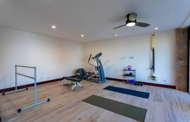 NIDO ESCONDIDO – LUXURY ESTATE WITH 2 VILLAS, POOL, AND SPECTACULAR VIEWS