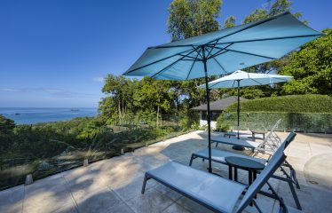 LUXURY 4 BEDROOMS OCEAN VIEW HOME IN BALLENA – 2.22 ACRES