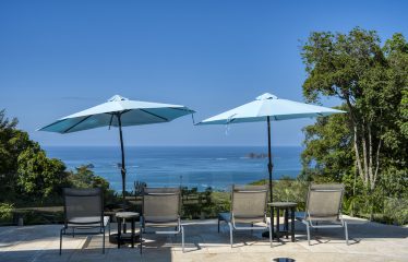 LUXURY 4 BEDROOMS OCEAN VIEW HOME IN BALLENA – 2.22 ACRES