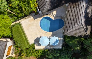 LUXURY 4 BEDROOMS OCEAN VIEW HOME IN BALLENA – 2.22 ACRES