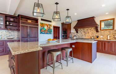 NIDO ESCONDIDO – LUXURY ESTATE WITH 2 VILLAS, POOL, AND SPECTACULAR VIEWS