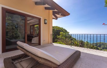 NIDO ESCONDIDO – LUXURY ESTATE WITH 2 VILLAS, POOL, AND SPECTACULAR VIEWS