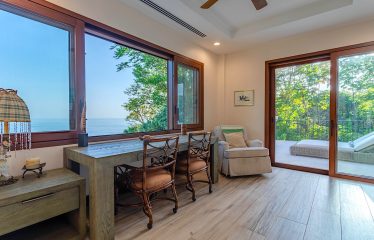 NIDO ESCONDIDO – LUXURY ESTATE WITH 2 VILLAS, POOL, AND SPECTACULAR VIEWS