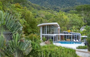 LUXURY OCEAN VIEW HOME  – 1.7 ACRES