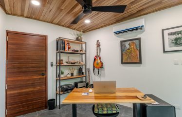 LUXURY OCEAN VIEW HOME  – 1.7 ACRES