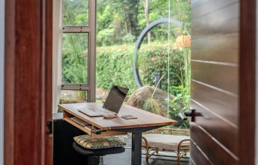 LUXURY OCEAN VIEW HOME  – 1.7 ACRES