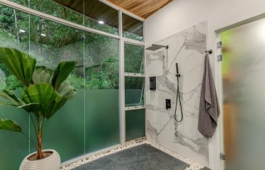 LUXURY OCEAN VIEW HOME  – 1.7 ACRES