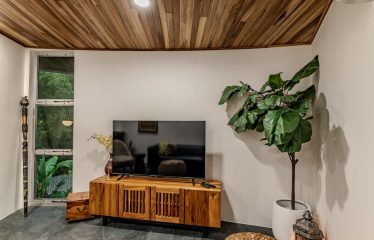 LUXURY OCEAN VIEW HOME  – 1.7 ACRES