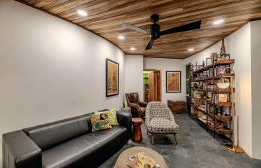 LUXURY OCEAN VIEW HOME  – 1.7 ACRES