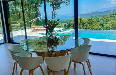 4 BEDROOM LUXURY HOME WITH BEAUTIFUL OCEAN AND MOUNTAIN VIEWS