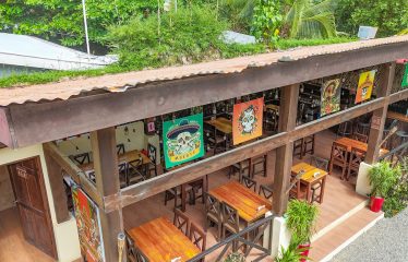 WALKING DISTANCE TO THE BEACH COMMERCIAL PROPERTY HOTEL AND RESTAURANT