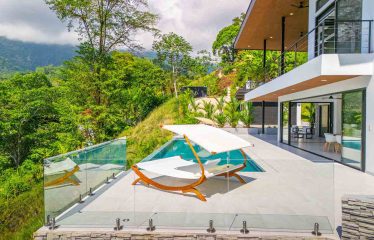 4 BEDROOM LUXURY HOME WITH BEAUTIFUL OCEAN AND MOUNTAIN VIEWS