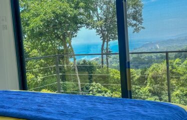 4 BEDROOM LUXURY HOME WITH BEAUTIFUL OCEAN AND MOUNTAIN VIEWS