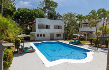 LUXURY 49 ROOM HOTEL IN MANUEL ANTONIO