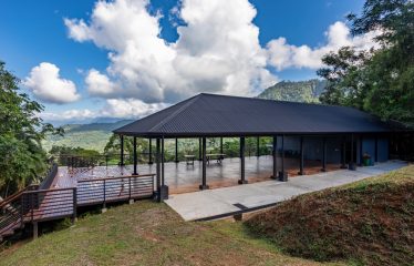 EXTRAORDINARY OCEAN-VIEW ESTATE & RETREAT OPPORTUNITY IN THE DIAMANTE VALLEY WITH RESTAURANT, POOL AND GYM – 3.5 ACRES