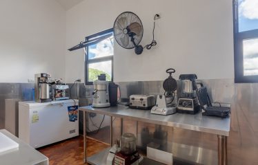 EXTRAORDINARY OCEAN-VIEW ESTATE & RETREAT OPPORTUNITY IN THE DIAMANTE VALLEY WITH RESTAURANT, POOL AND GYM – 3.5 ACRES